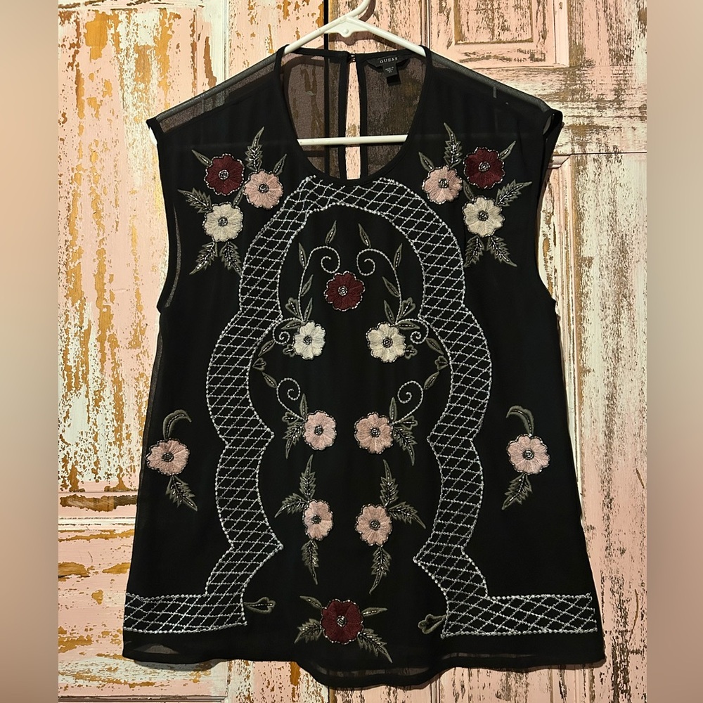 Guess Black Top w/ Red and White Floral Embroidery unique